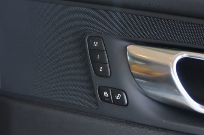 2025 Volvo Xc60
