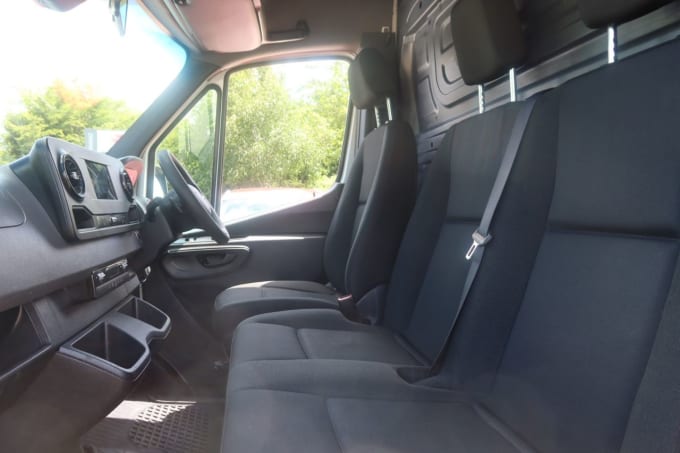 2025 Mercedes-benz Sprinter