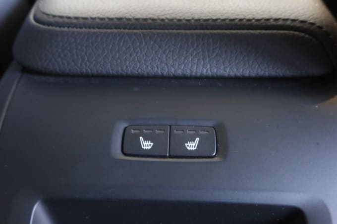 2025 Volvo Xc60