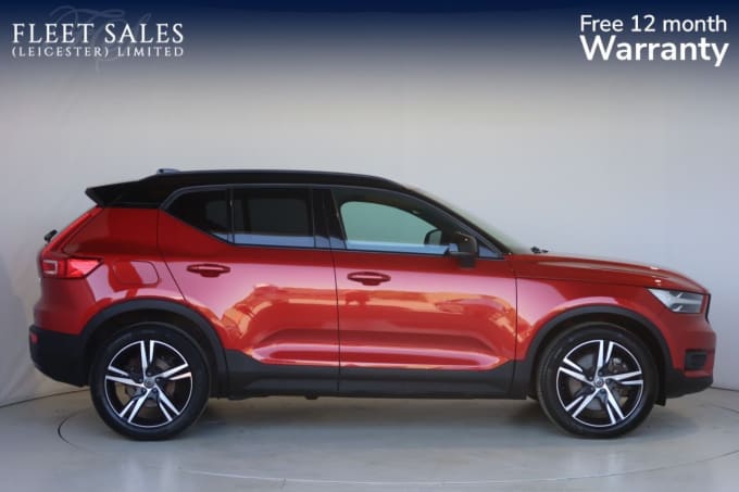 2025 Volvo Xc40