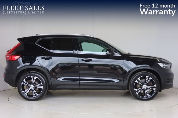 2025 Volvo Xc40