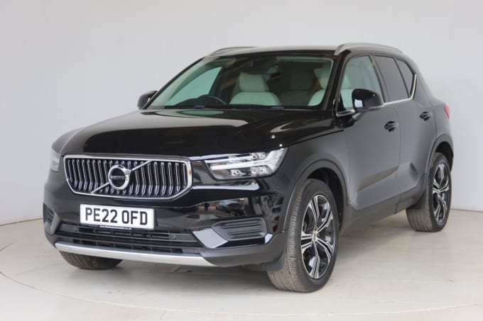 2025 Volvo Xc40