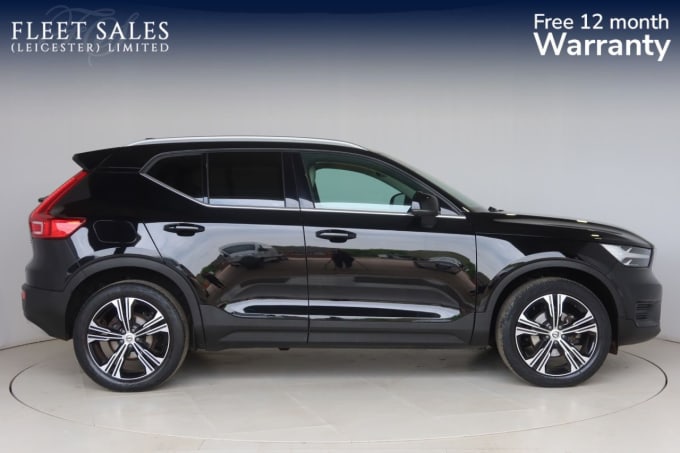 2025 Volvo Xc40