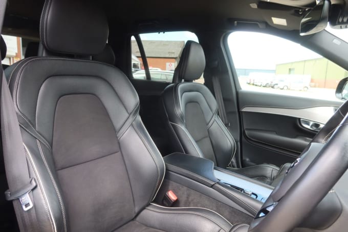 2025 Volvo Xc90