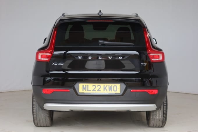 2025 Volvo Xc40