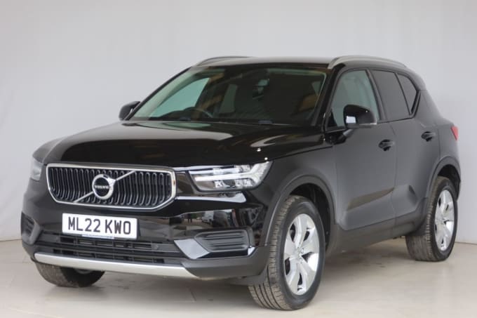 2025 Volvo Xc40