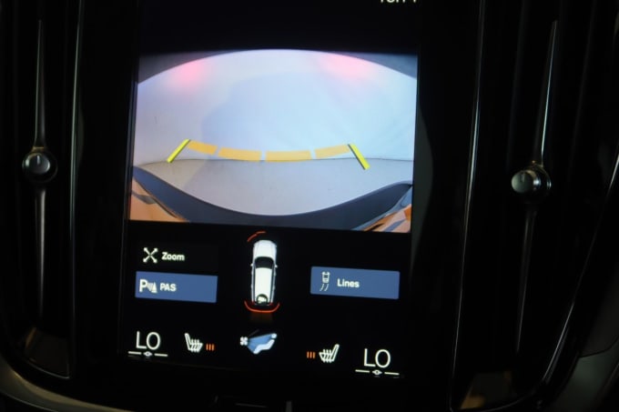 2025 Volvo V60