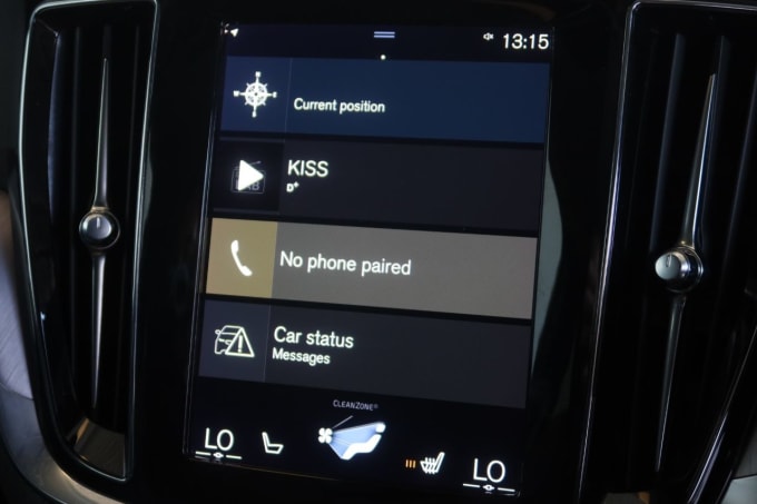 2025 Volvo V60
