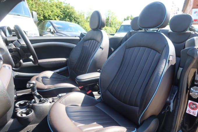 2025 Mini Convertible