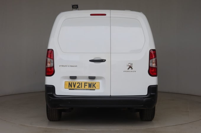 2025 Peugeot Partner