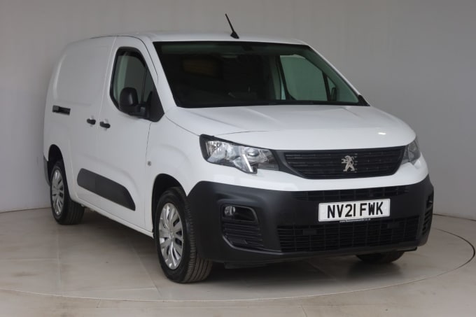2025 Peugeot Partner