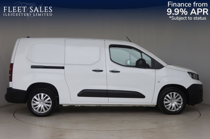 2025 Peugeot Partner