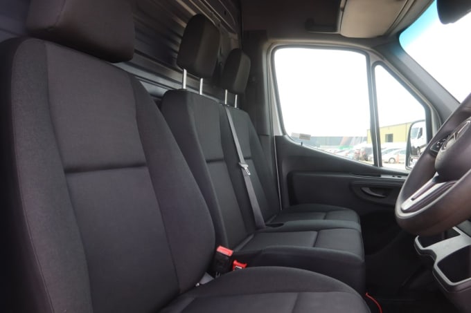 2025 Mercedes-benz Sprinter