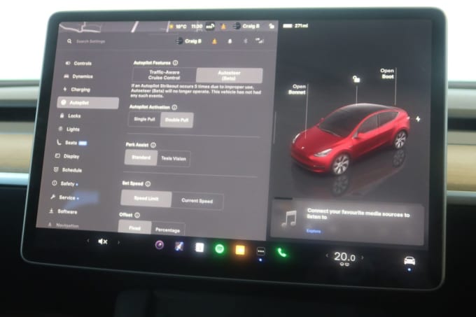 2025 Tesla Model Y