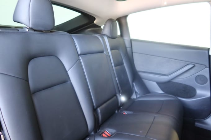 2025 Tesla Model Y