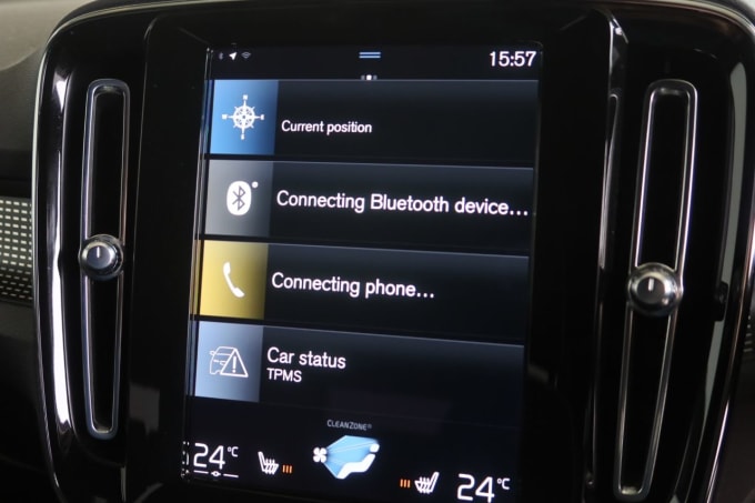 2025 Volvo Xc40