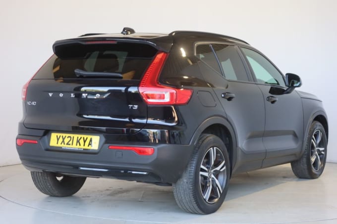 2025 Volvo Xc40