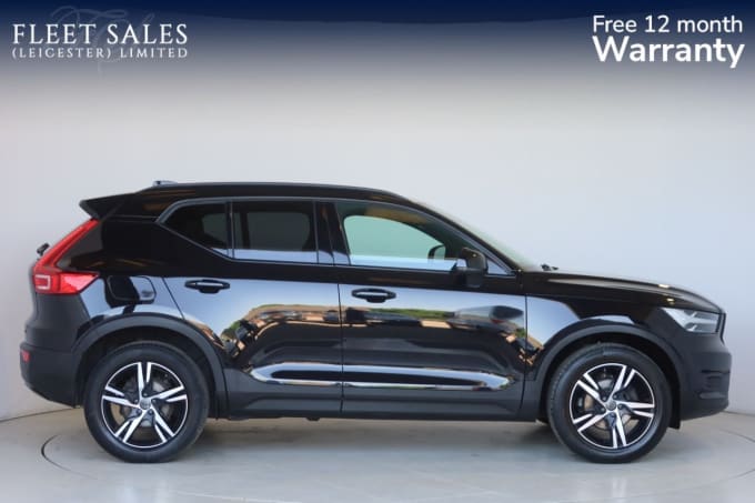 2025 Volvo Xc40