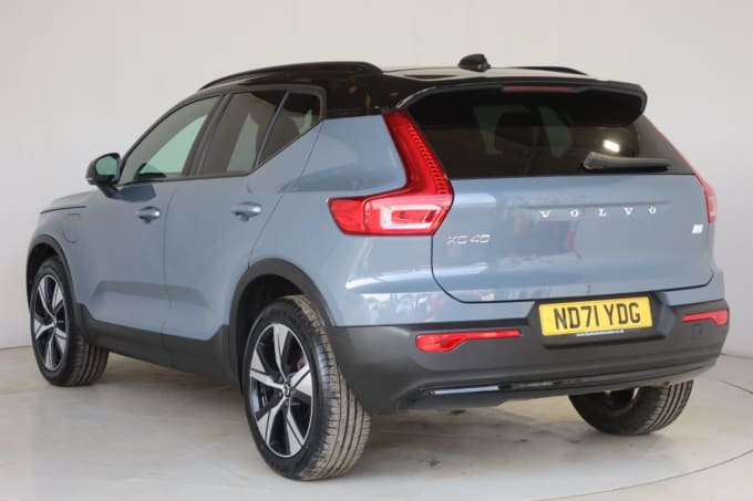 2025 Volvo Xc40