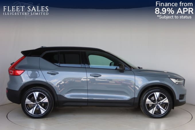 2025 Volvo Xc40