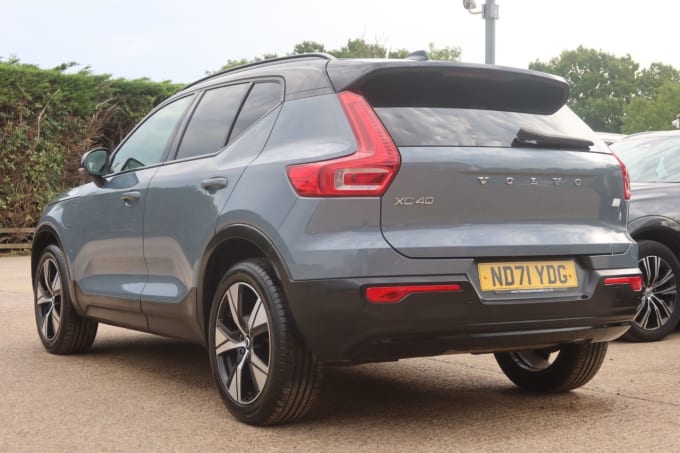 2025 Volvo Xc40