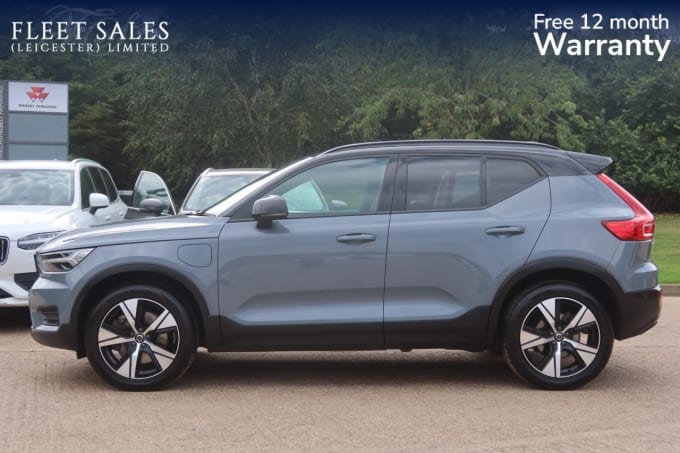 2025 Volvo Xc40
