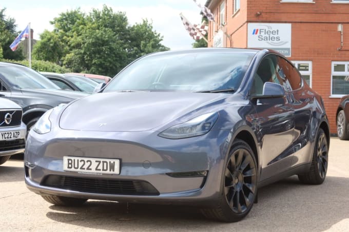 2025 Tesla Model Y