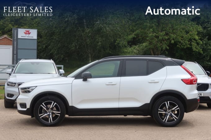 2025 Volvo Xc40