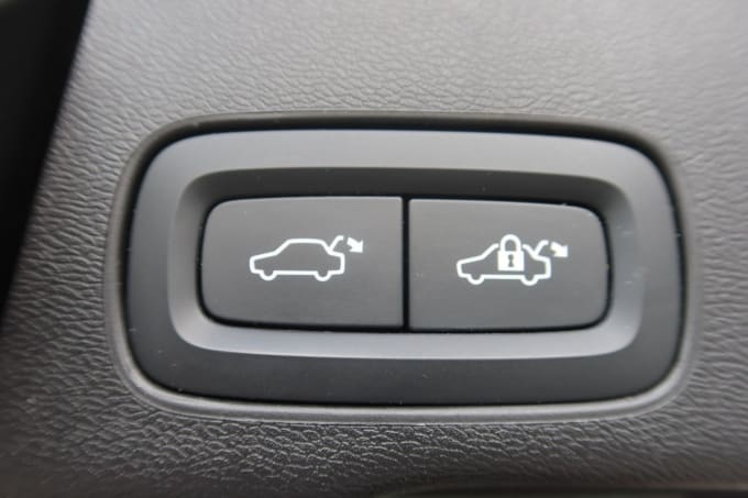 2025 Volvo Xc60