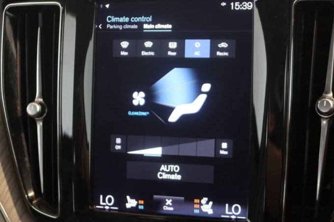 2025 Volvo Xc60
