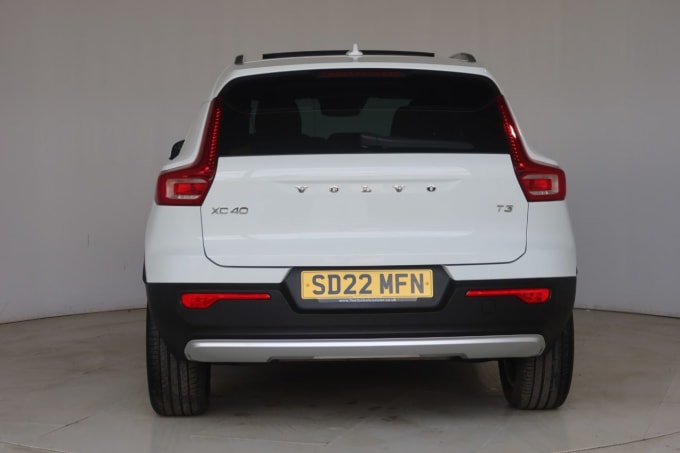 2025 Volvo Xc40