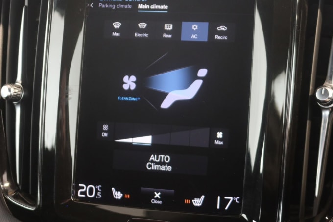 2025 Volvo Xc60