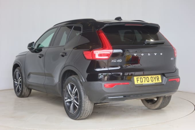 2025 Volvo Xc40