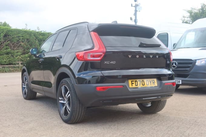 2025 Volvo Xc40