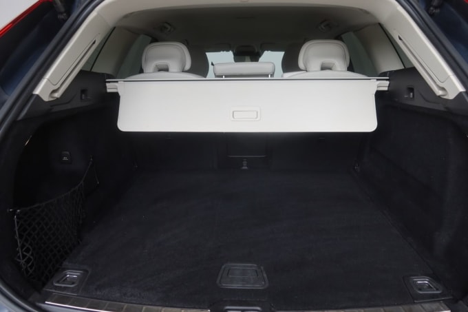 2025 Volvo Xc60