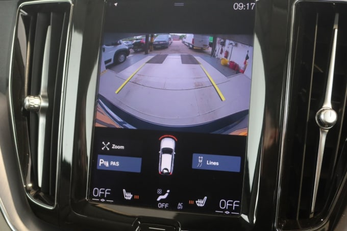 2025 Volvo Xc60