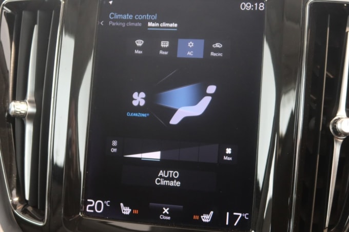 2025 Volvo Xc60