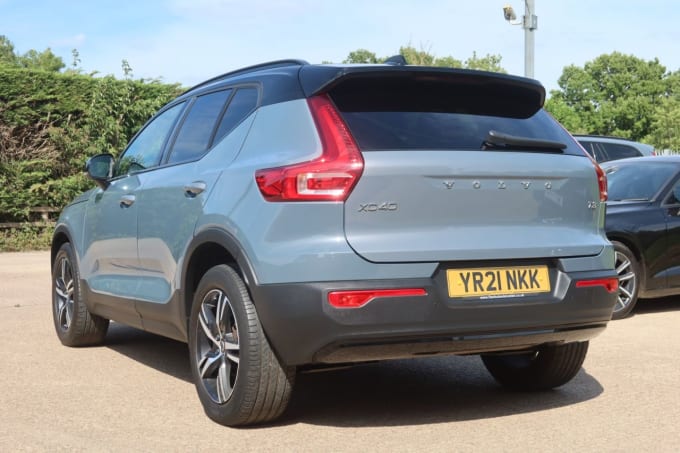 2025 Volvo Xc40