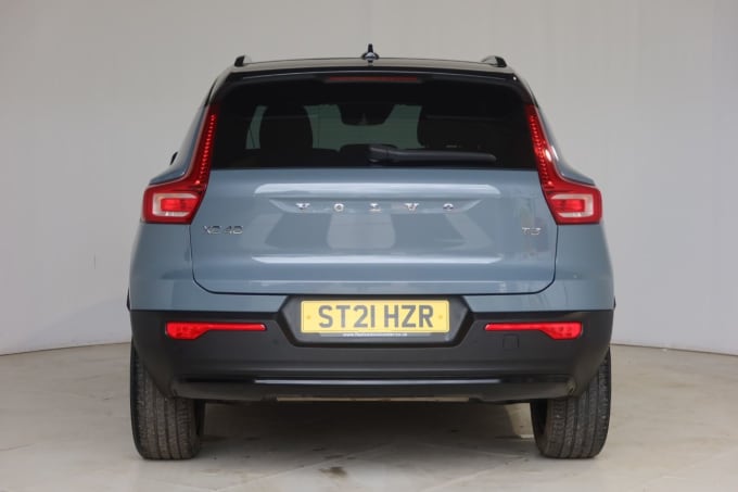 2025 Volvo Xc40