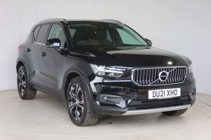 2025 Volvo Xc40