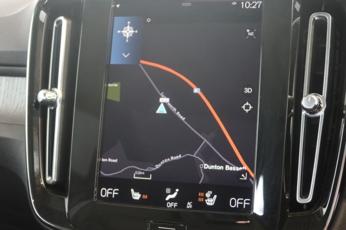 2025 Volvo Xc40