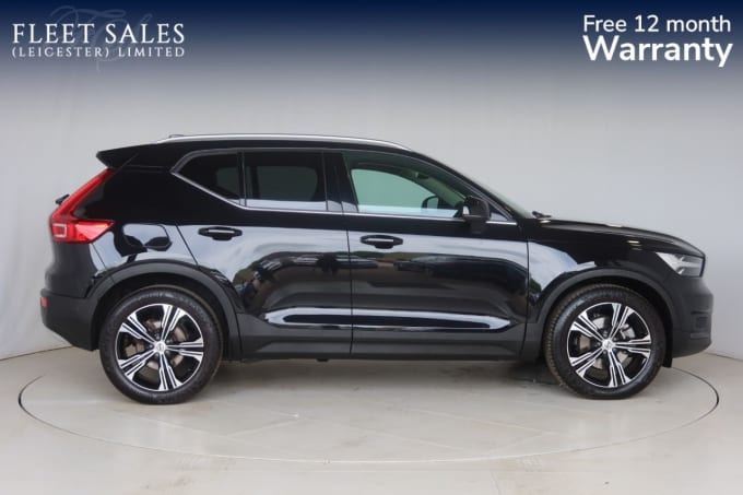 2025 Volvo Xc40