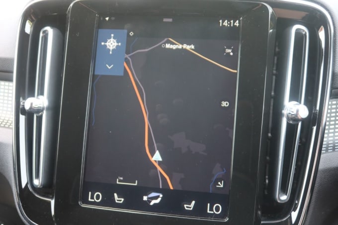 2025 Volvo Xc40