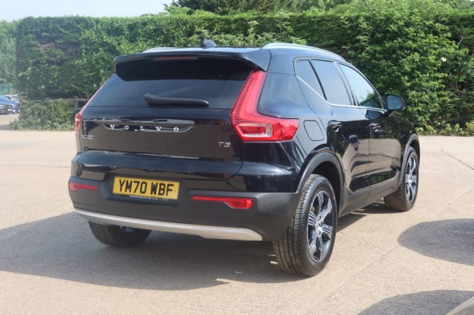 2025 Volvo Xc40
