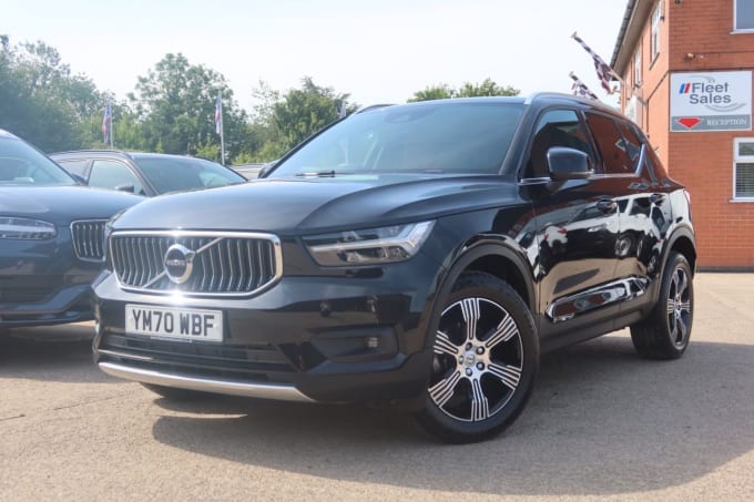2025 Volvo Xc40