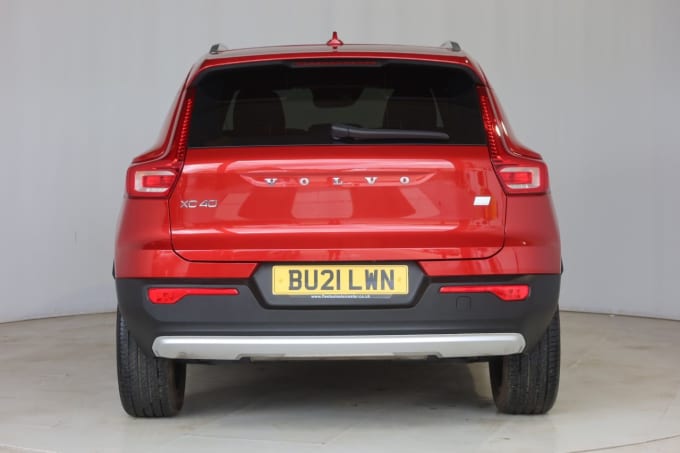 2025 Volvo Xc40
