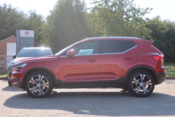 2025 Volvo Xc40