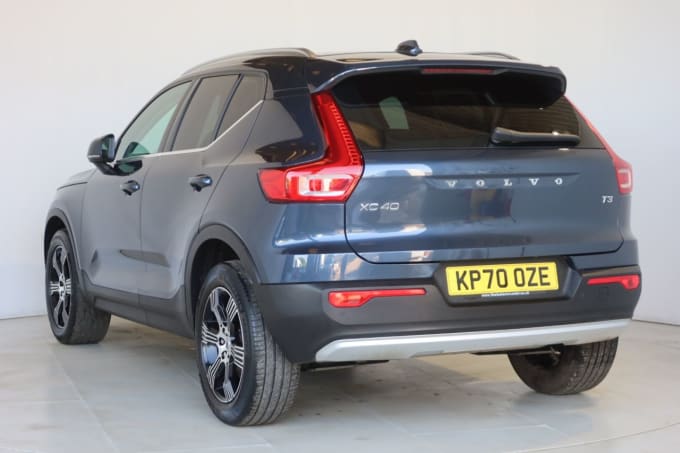 2025 Volvo Xc40