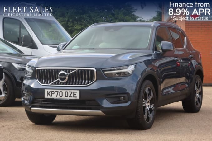 2025 Volvo Xc40