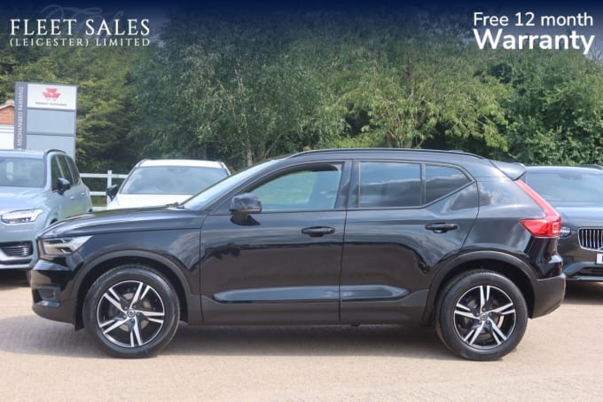 2025 Volvo Xc40